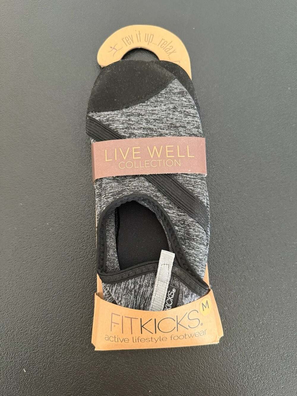 FitKicks Live Well Collection Active Lifestyle Footwear size M (7-8)